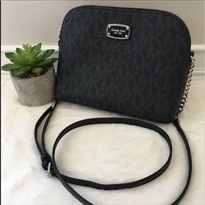 Micheal Kors cross body! Only used once!